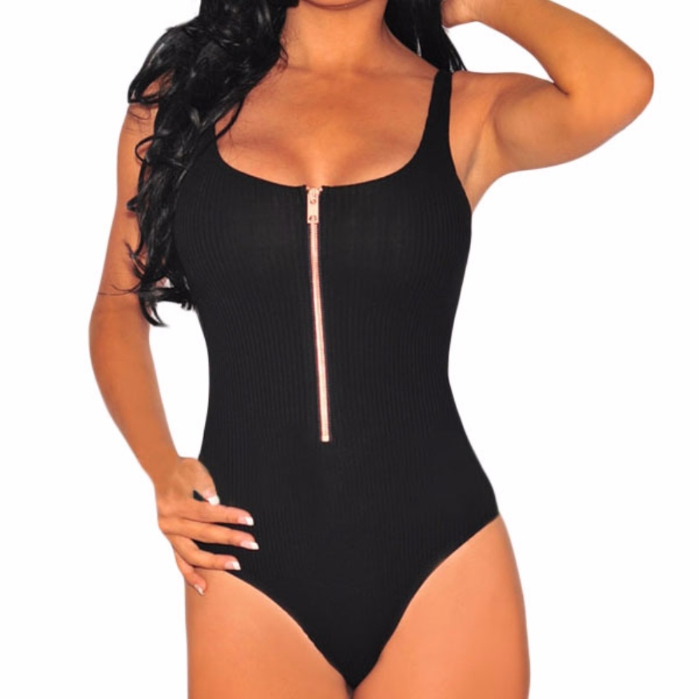 Black Ribbed Zipper Accent Bodysuit